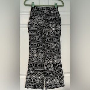 Raya Sun Black and White Patterned Pants